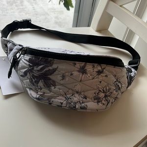 NWT Quilted waist bag